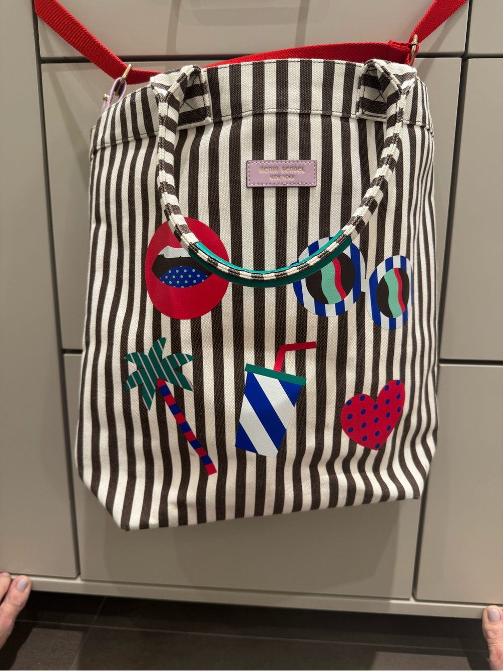 Henri Bendel Beach Totoe